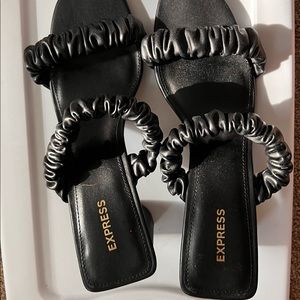 NWT Express ruched double band heeled sandals